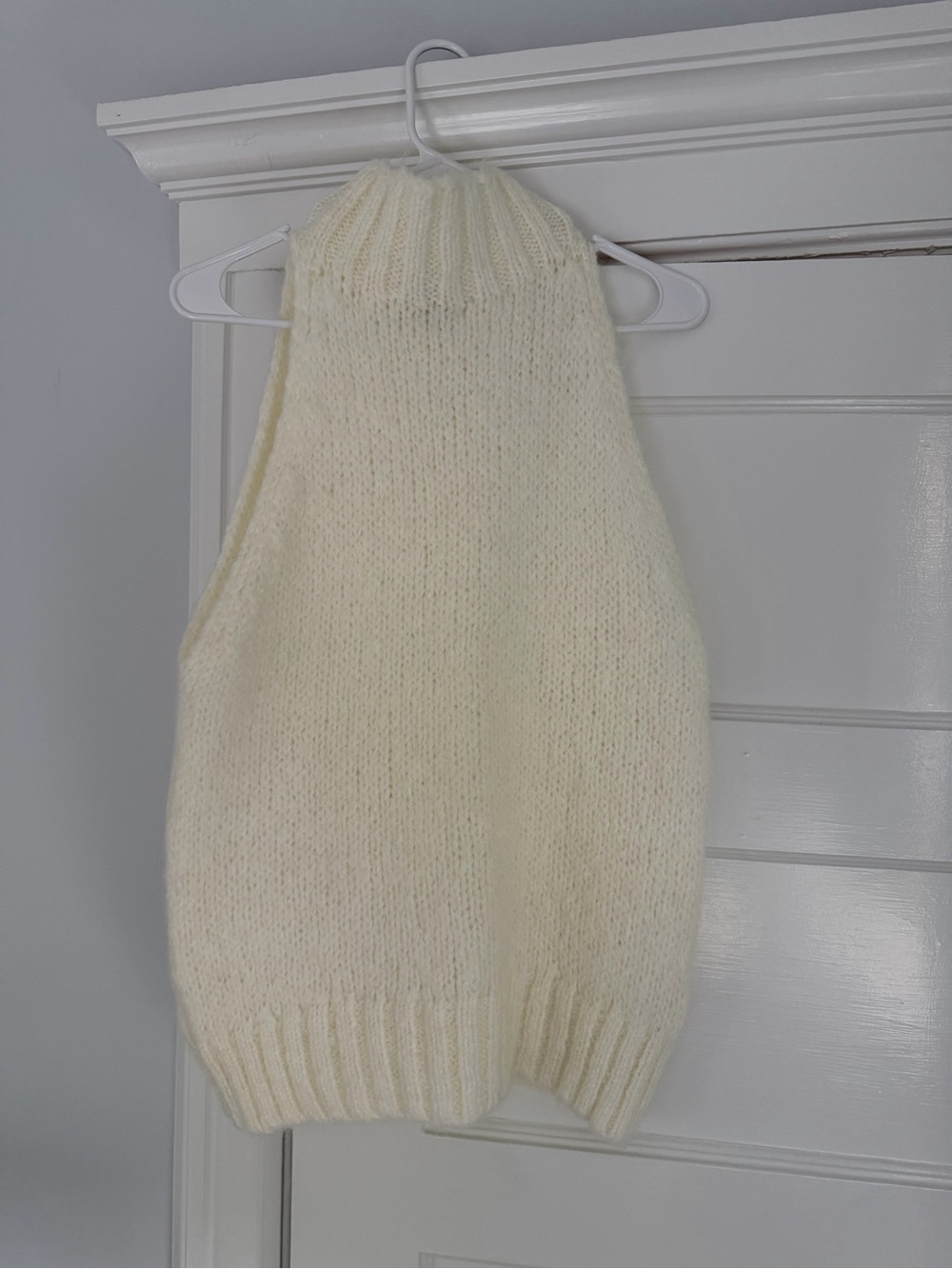 Zara Cream Ribbed Turtleneck Sleeveless Sweater